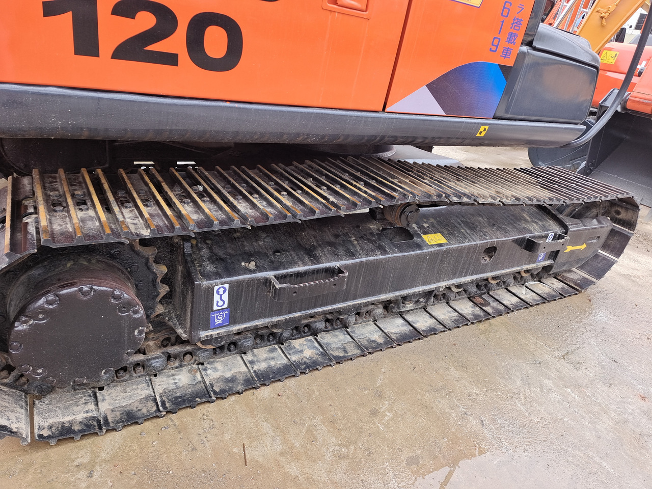 HITACHI ZX120 - Escavadora de rastos: foto 2 HITACHI ZX120 - Escavadora de rastos: foto 2