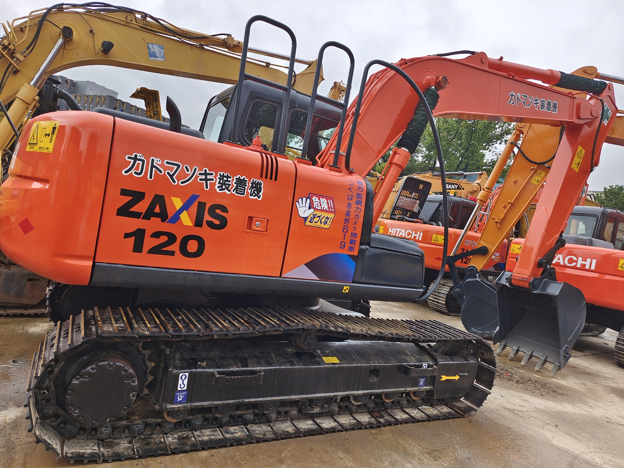 HITACHI ZX120 - Escavadora de rastos: foto 3 HITACHI ZX120 - Escavadora de rastos: foto 3