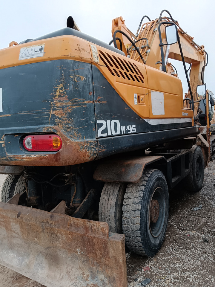 Escavadeira de rodas HYUNDAI 210W-9S Hyundai 210 W - 9 S: foto 12