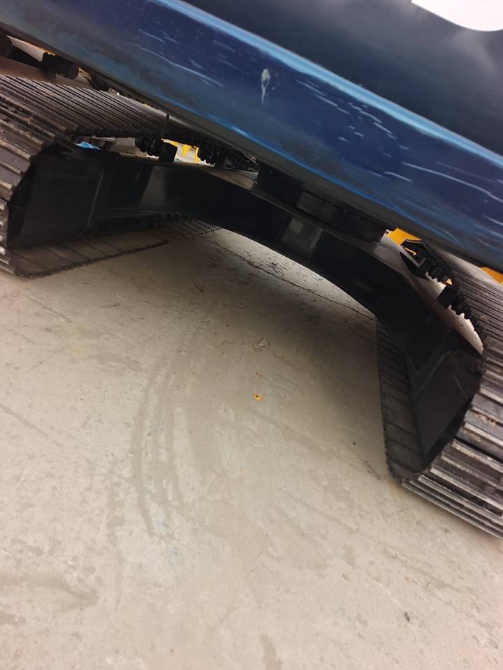 HYUNDAI 305LC-9T - Escavadora de rastos: foto 3 HYUNDAI 305LC-9T - Escavadora de rastos: foto 3