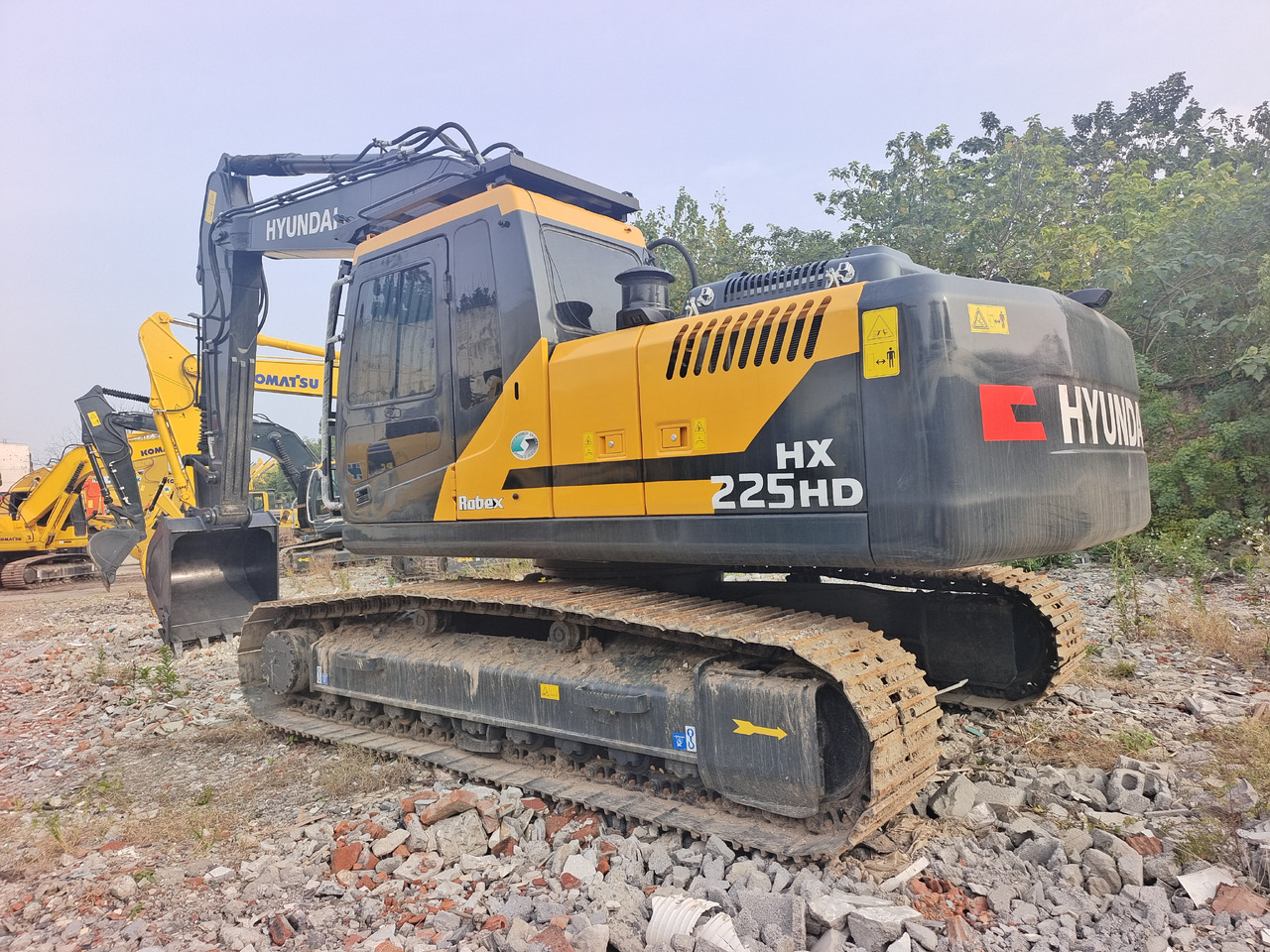 HYUNDAI HX225HD - Escavadora de rastos: foto 5 HYUNDAI HX225HD - Escavadora de rastos: foto 5