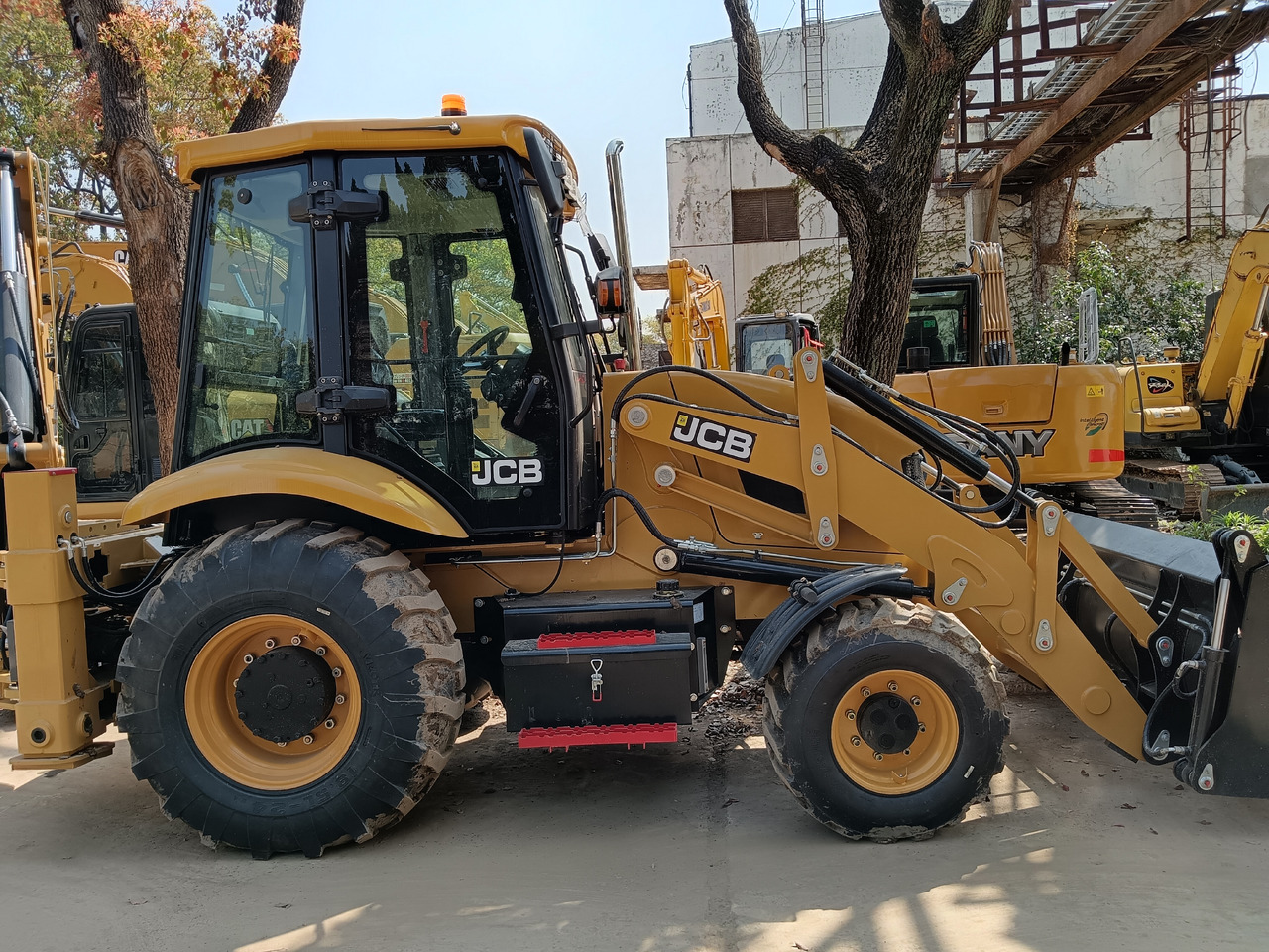 JCB 3CX - Retroescavadeira: foto 2 JCB 3CX - Retroescavadeira: foto 2