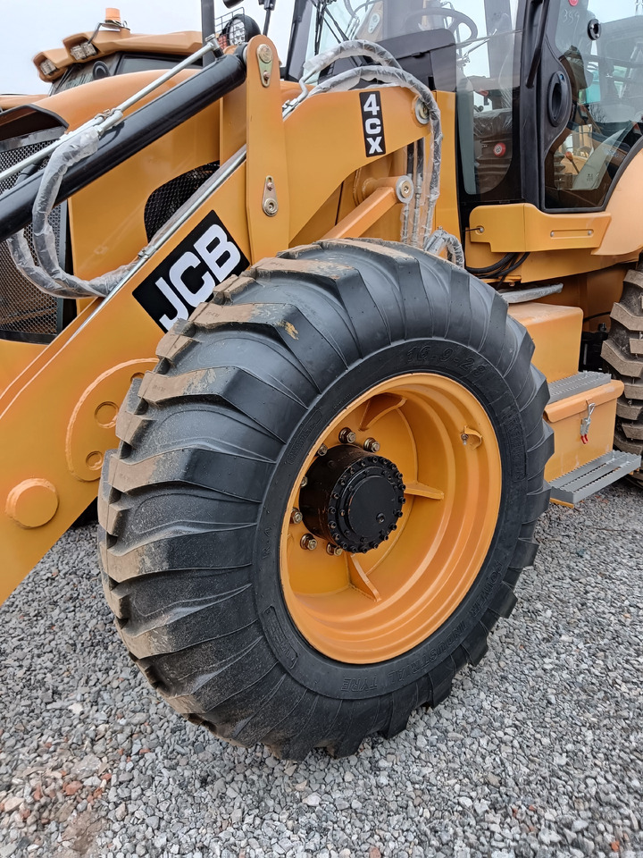 JCB 4CX 4*4 DRIVE - Retroescavadeira: foto 5 JCB 4CX 4*4 DRIVE - Retroescavadeira: foto 5