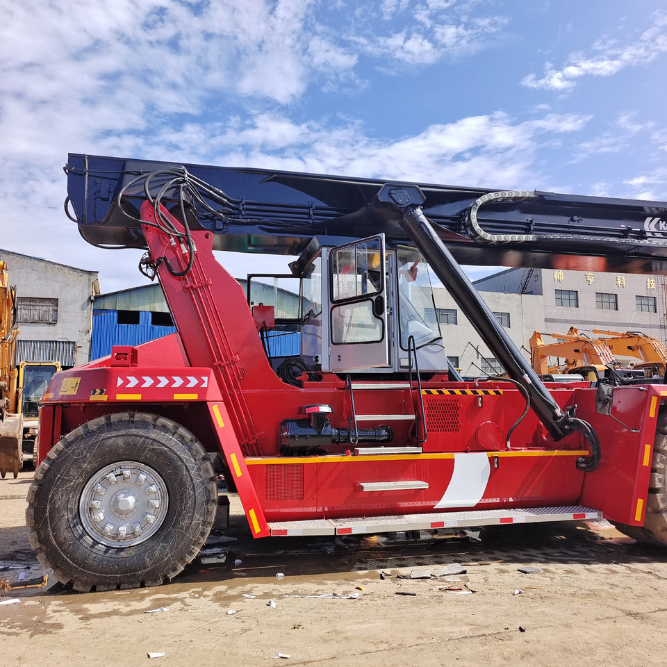 KALMAR DRF 450 DRT450 DRT DRD DRU 450 45 TON - Reachstacker porta contentores: foto 1 KALMAR DRF 450 DRT450 DRT DRD DRU 450 45 TON - Reachstacker porta contentores: foto 1