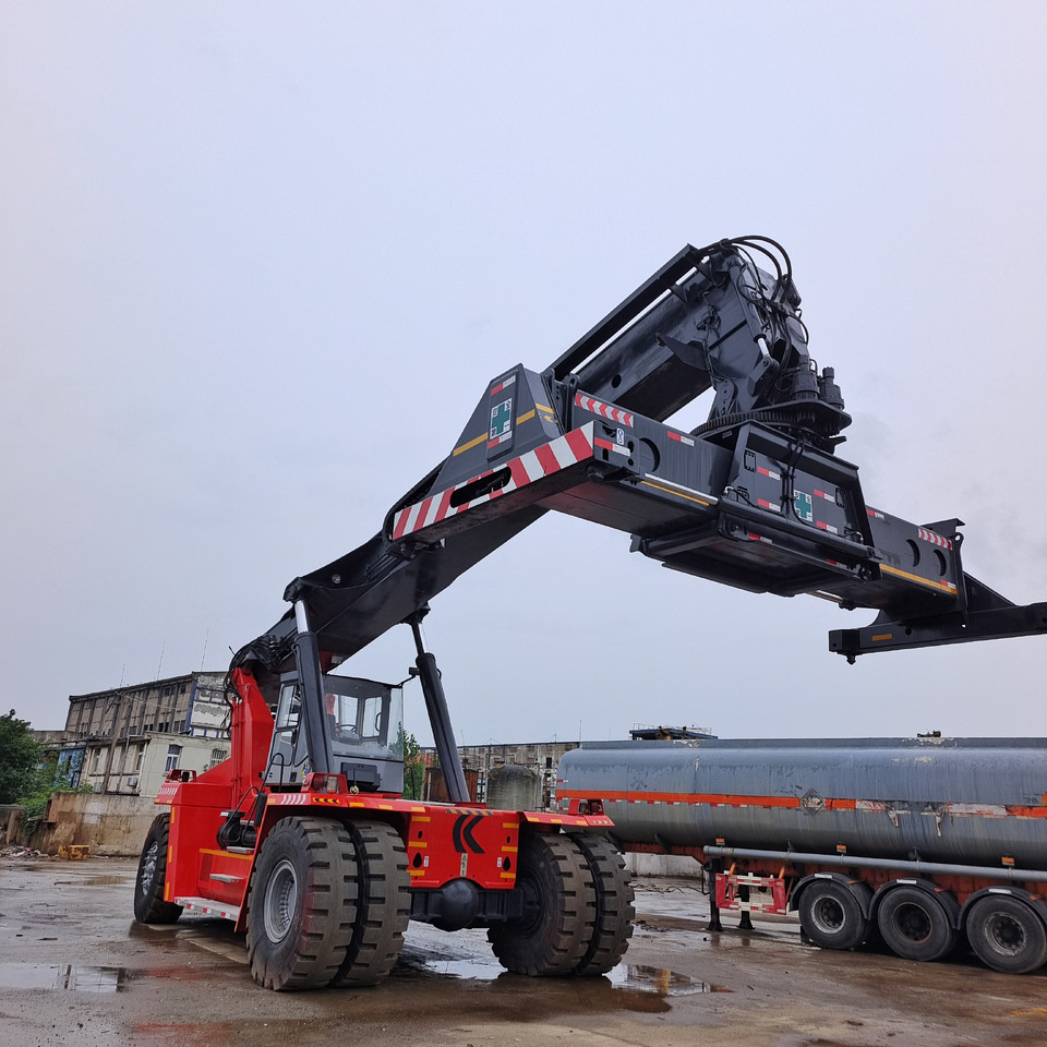 KALMAR DRF450 - Reachstacker porta contentores: foto 3 KALMAR DRF450 - Reachstacker porta contentores: foto 3