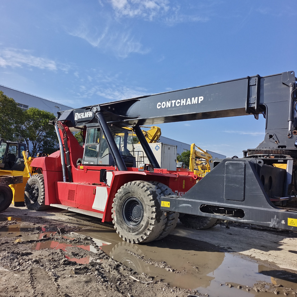 KALMAR DRT450 DRT DRD DRU 450 45 TON - Reachstacker porta contentores: foto 4 KALMAR DRT450 DRT DRD DRU 450 45 TON - Reachstacker porta contentores: foto 4