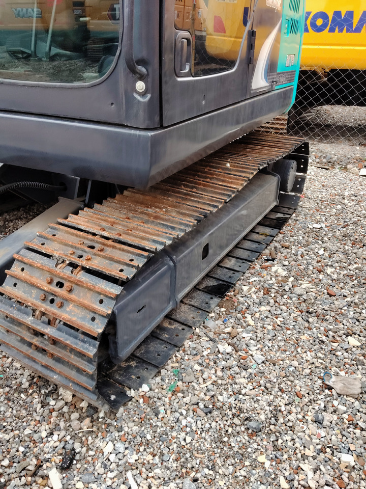 KOBELCO SK 75 - Mini escavadeira: foto 3 KOBELCO SK 75 - Mini escavadeira: foto 3
