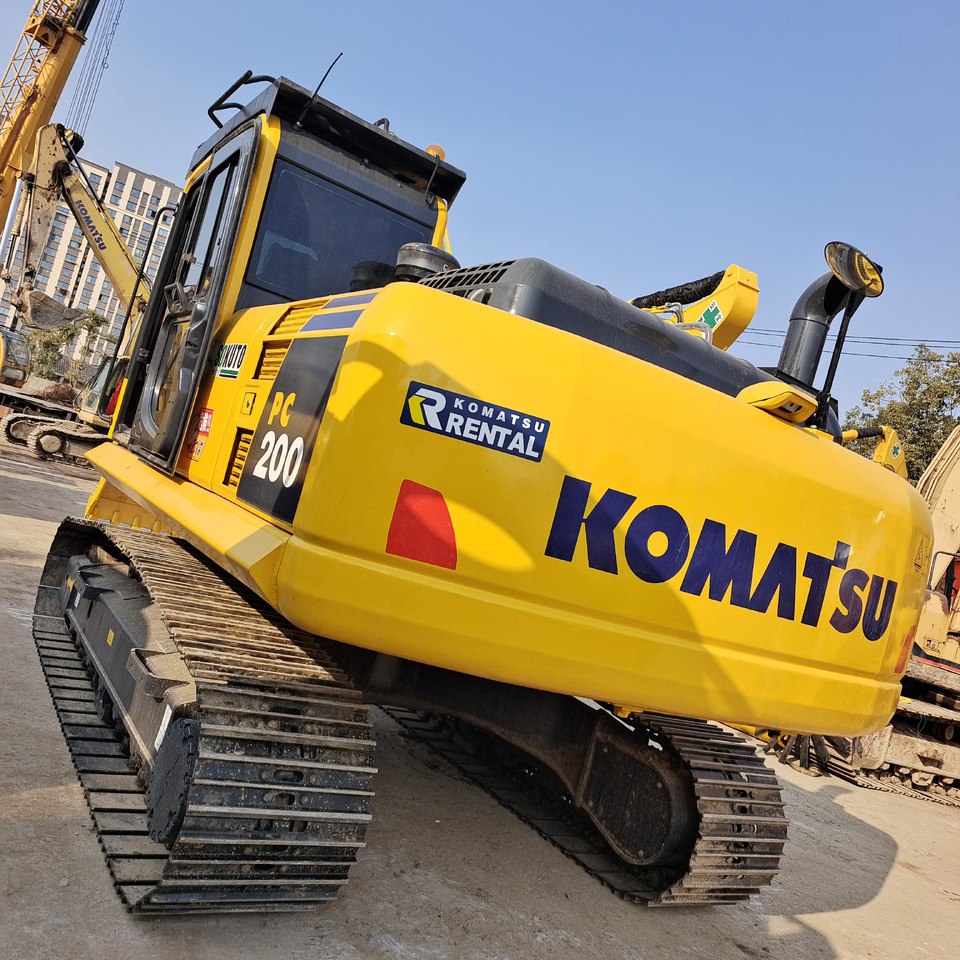 KOMATSU PC200-8 - Escavadora de rastos: foto 5 KOMATSU PC200-8 - Escavadora de rastos: foto 5