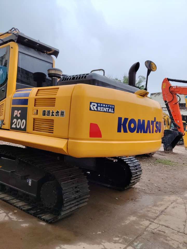 KOMATSU PC200-8 - Escavadora de rastos: foto 4 KOMATSU PC200-8 - Escavadora de rastos: foto 4