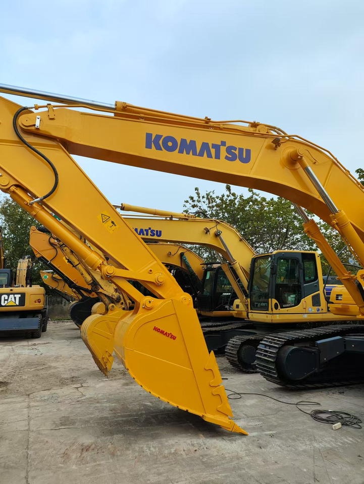 KOMATSU PC450-8 PC 450 - 8 - Escavadora de rastos: foto 2 KOMATSU PC450-8 PC 450 - 8 - Escavadora de rastos: foto 2