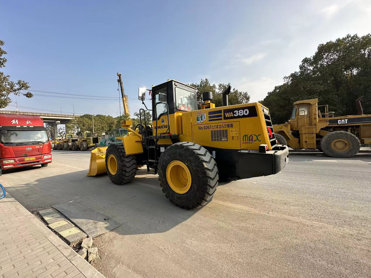 KOMATSU WA 380 - Pá carregadora de rodas: foto 4 KOMATSU WA 380 - Pá carregadora de rodas: foto 4