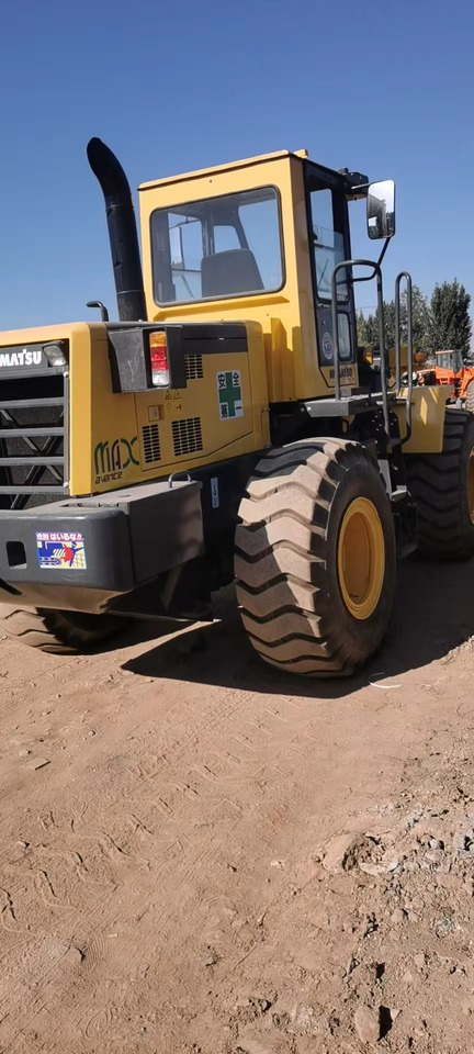 KOMATSU WA320 - Pá carregadora de rodas: foto 3 KOMATSU WA320 - Pá carregadora de rodas: foto 3