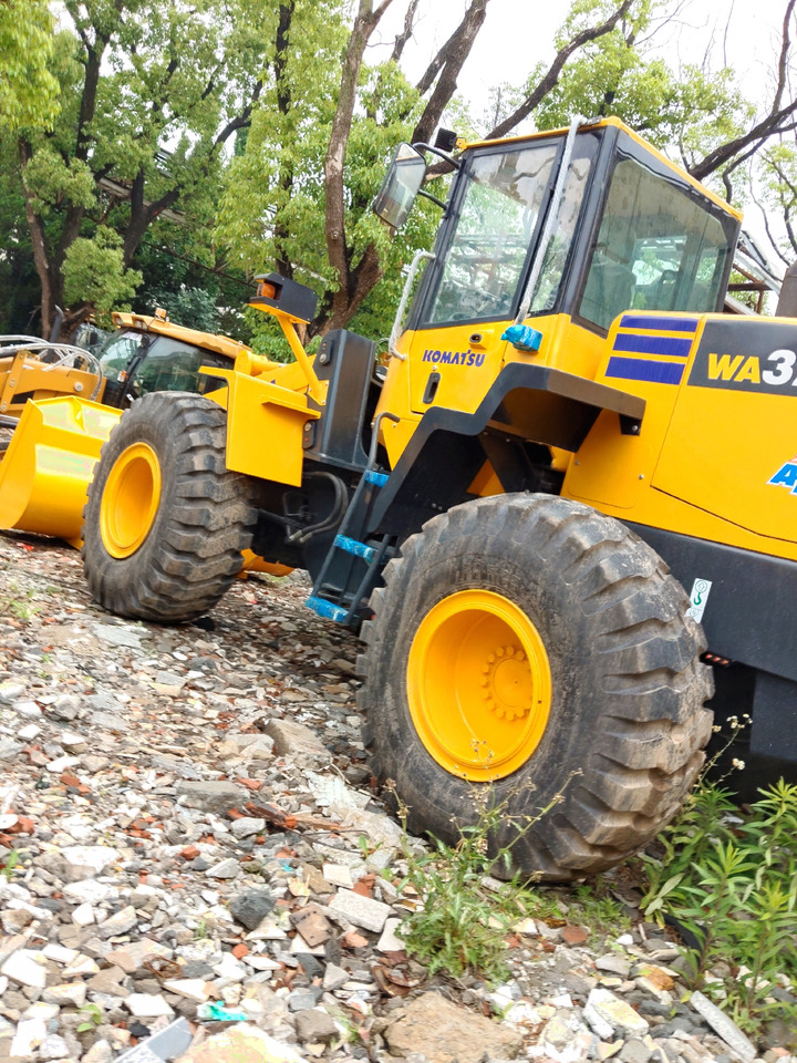 KOMATSU WA320 - Pá carregadora de rodas: foto 3 KOMATSU WA320 - Pá carregadora de rodas: foto 3