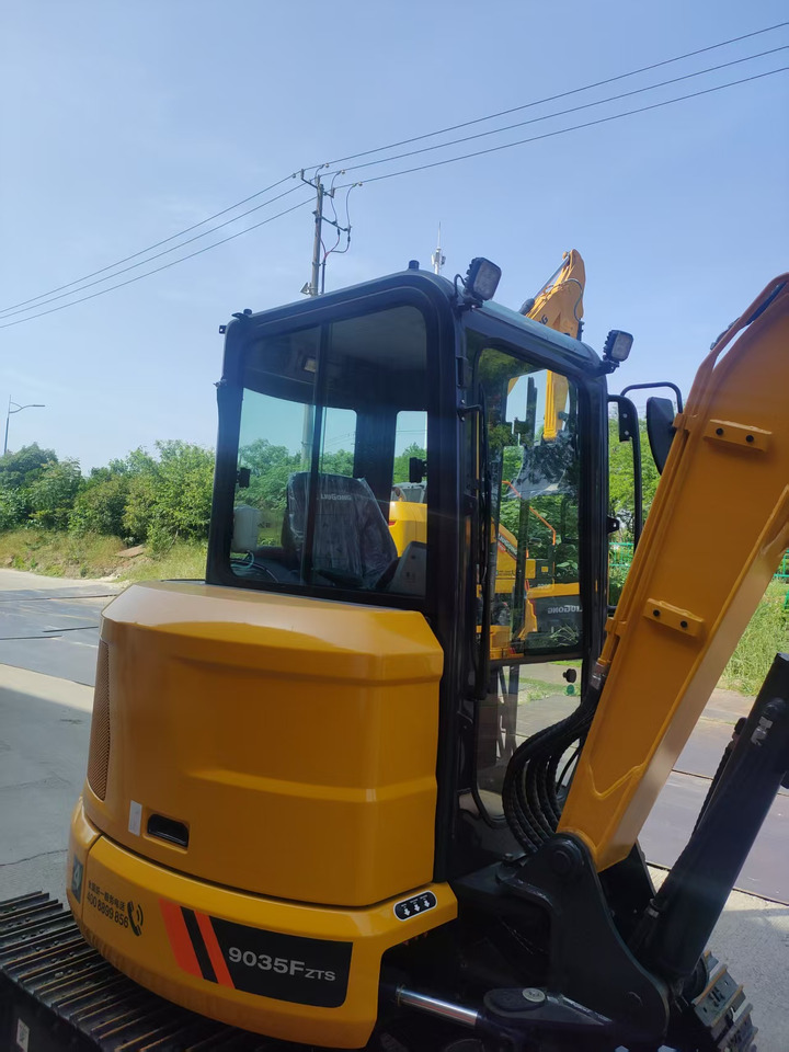 LIUGONG 9035F ZTSG4 BRAND NEW 3.8 TON 3 TON 4 TON MINI DIGGER - Mini escavadeira: foto 4 LIUGONG 9035F ZTSG4 BRAND NEW 3.8 TON 3 TON 4 TON MINI DIGGER - Mini escavadeira: foto 4