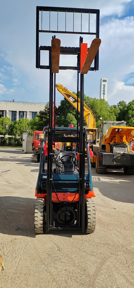 TOYOTA FD 35 - Empilhador: foto 5 TOYOTA FD 35 - Empilhador: foto 5