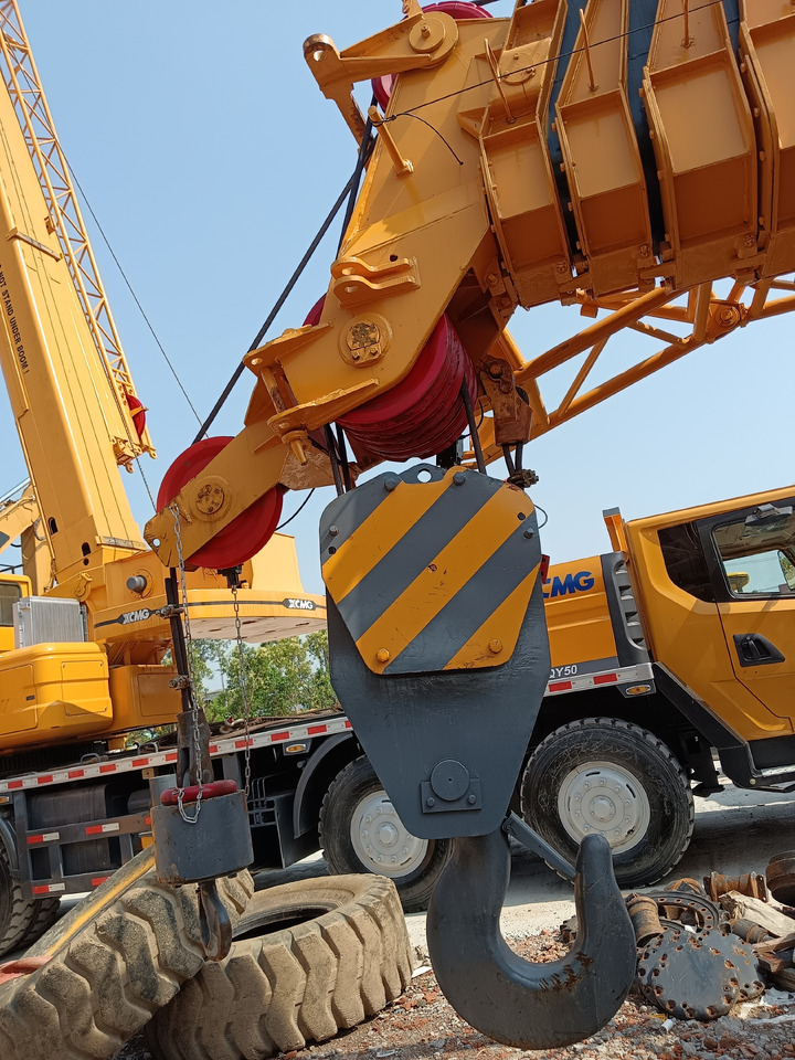 XCMG QY70KⅡ 70 TON - Grua móvel: foto 3 XCMG QY70KⅡ 70 TON - Grua móvel: foto 3