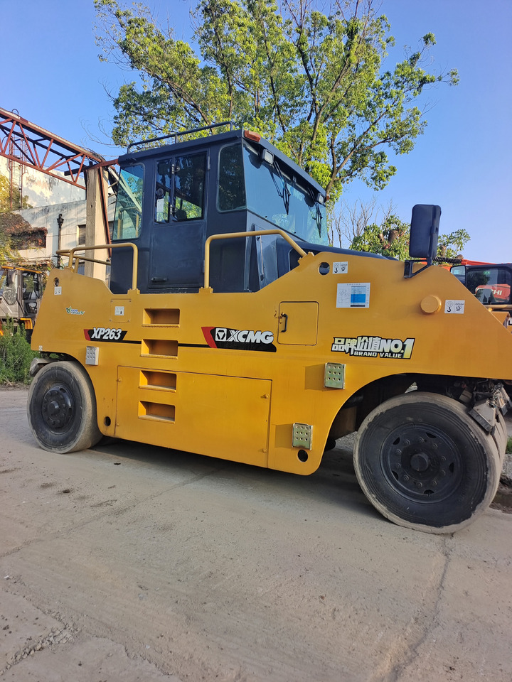 XCMG XP 263 Pneumatic Tire Roller with Advanced Vibration System - Compactador de pneus: foto 3 XCMG XP 263 Pneumatic Tire Roller with Advanced Vibration System - Compactador de pneus: foto 3