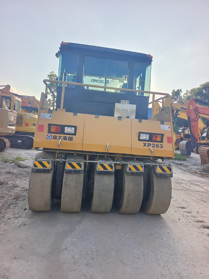 XCMG XP 263 Pneumatic Tire Roller with Advanced Vibration System - Compactador de pneus: foto 5 XCMG XP 263 Pneumatic Tire Roller with Advanced Vibration System - Compactador de pneus: foto 5