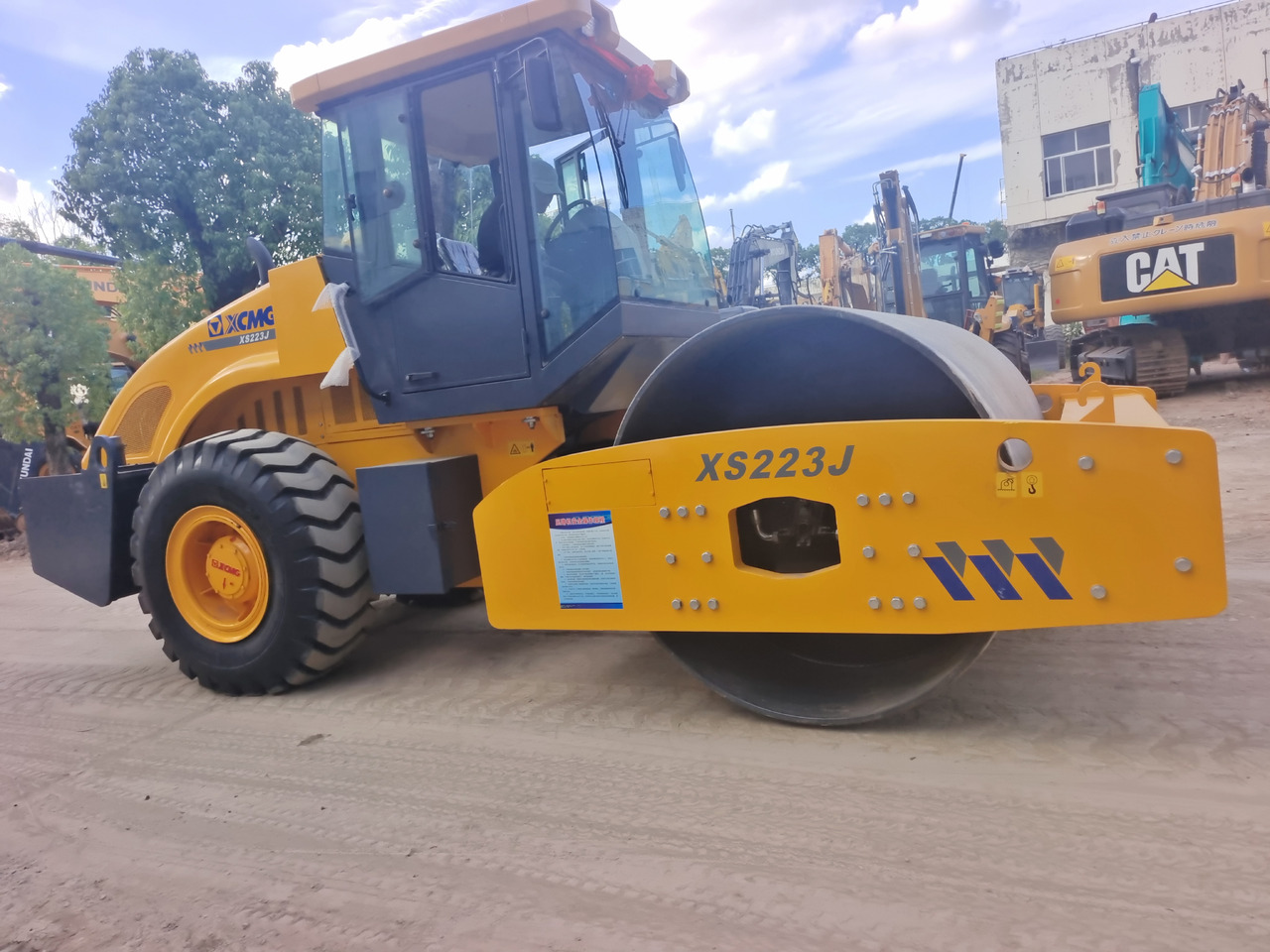 XCMG XS 223J - Compactador de asfalto: foto 2 XCMG XS 223J - Compactador de asfalto: foto 2