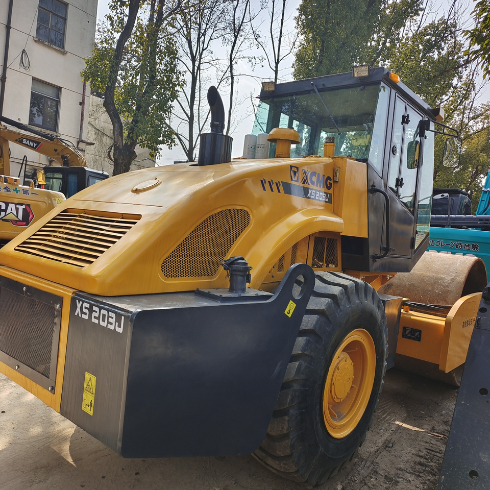 XCMG XS203J - Compactador de asfalto: foto 3 XCMG XS203J - Compactador de asfalto: foto 3