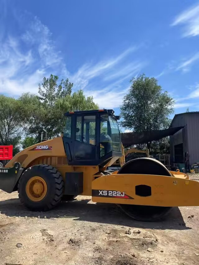 XCMG XS222J XS223J - Compactador de asfalto: foto 3 XCMG XS222J XS223J - Compactador de asfalto: foto 3