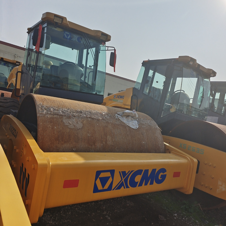 XCMG XS223J - Compactador de asfalto: foto 5 XCMG XS223J - Compactador de asfalto: foto 5