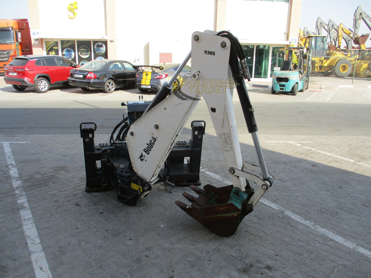 BOBCAT Skid Steer R30S Backhoe Attachment - Balde carregador para Mini pá carregadora: foto 1 BOBCAT Skid Steer R30S Backhoe Attachment - Balde carregador para Mini pá carregadora: foto 1