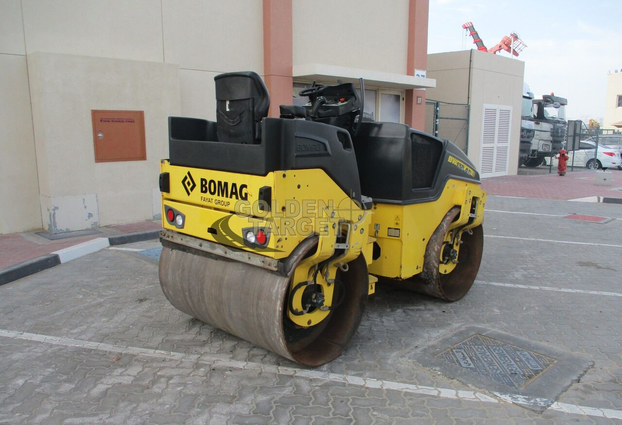 BOMAG BW138 AD-5 Roller - Compactador de asfalto: foto 3 BOMAG BW138 AD-5 Roller - Compactador de asfalto: foto 3