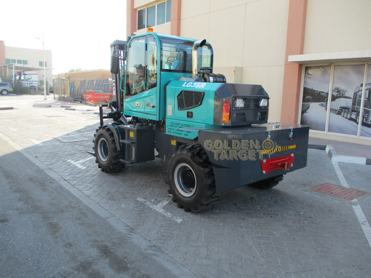 LGCM LG35R Rough Terrain Forklift - Empilhador a diesel: foto 4 LGCM LG35R Rough Terrain Forklift - Empilhador a diesel: foto 4