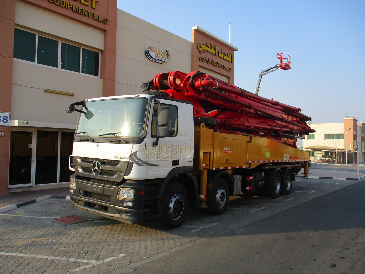 Mercedes ACTROS 4144 8x4 SANY 56m Concrete Pump - Autobomba de betão: foto 2 Mercedes ACTROS 4144 8x4 SANY 56m Concrete Pump - Autobomba de betão: foto 2