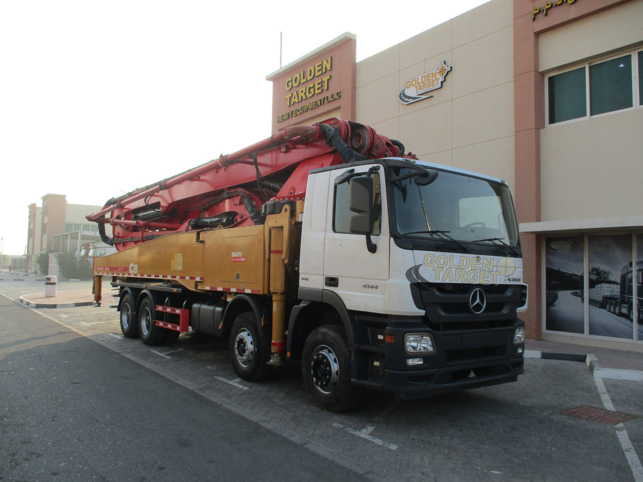 Mercedes ACTROS 4144 8x4 SANY 56m Concrete Pump - Autobomba de betão: foto 1 Mercedes ACTROS 4144 8x4 SANY 56m Concrete Pump - Autobomba de betão: foto 1