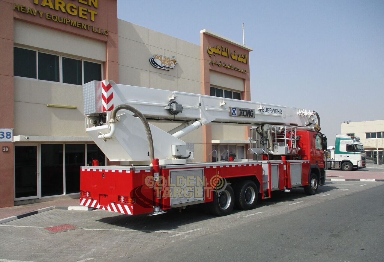 Mercedes-Benz Actros 3332 6x4 Manlift Truck - Carro de bombeiro: foto 1 Mercedes-Benz Actros 3332 6x4 Manlift Truck - Carro de bombeiro: foto 1