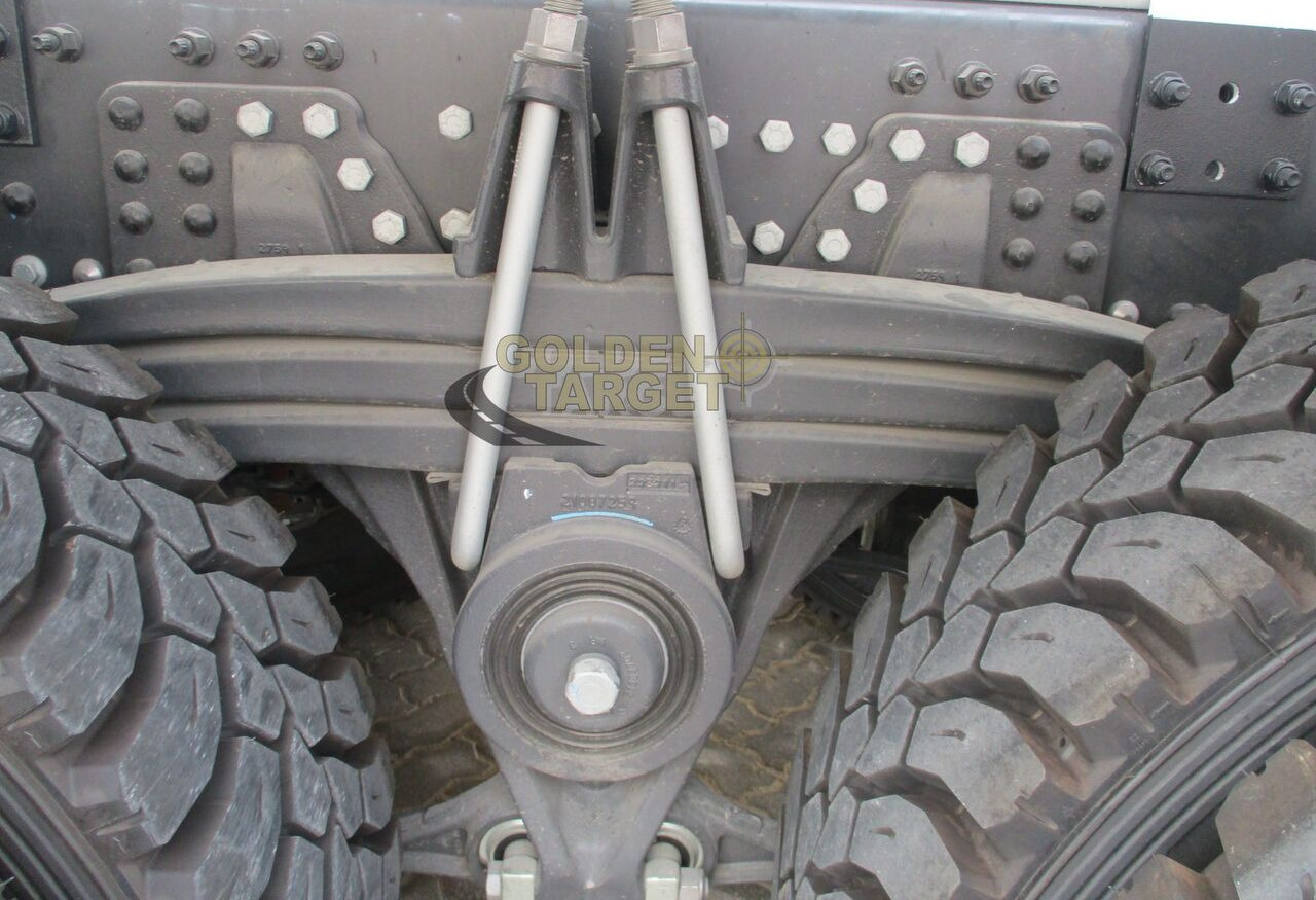 Renault K420 Concrete Mixer - Camião betoneira: foto 4 Renault K420 Concrete Mixer - Camião betoneira: foto 4