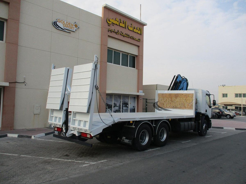 Renault KERAX 380 - Grua móvel: foto 3 Renault KERAX 380 - Grua móvel: foto 3