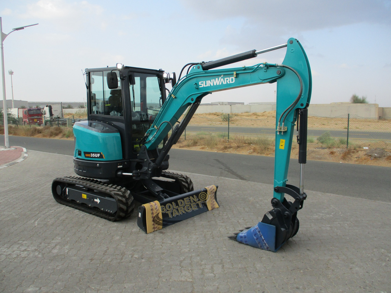 SUNWARD SWE35UF Mini Hydraulic Excavator - Mini escavadeira: foto 1 SUNWARD SWE35UF Mini Hydraulic Excavator - Mini escavadeira: foto 1