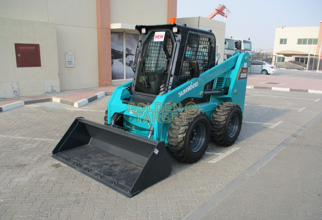 Sunward 3220 Skid Steer Loader - Mini pá carregadora: foto 2 Sunward 3220 Skid Steer Loader - Mini pá carregadora: foto 2