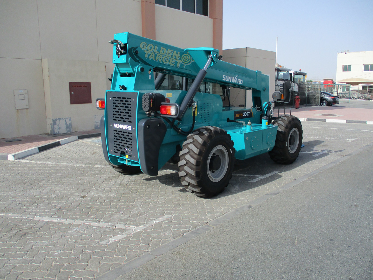 Sunward SWTH3007 4×4 Telehandler - Empilhador telescópico: foto 3 Sunward SWTH3007 4×4 Telehandler - Empilhador telescópico: foto 3