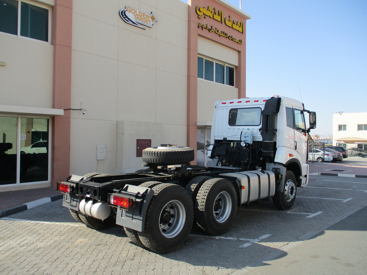 FAW 4181P2K15 6x4 Head Truck - Tractor: foto 3 FAW 4181P2K15 6x4 Head Truck - Tractor: foto 3