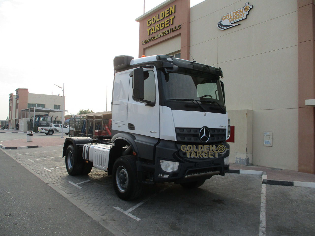 Mercedes-Benz Actros 2045 4x4 Head Truck - Tractor: foto 1 Mercedes-Benz Actros 2045 4x4 Head Truck - Tractor: foto 1