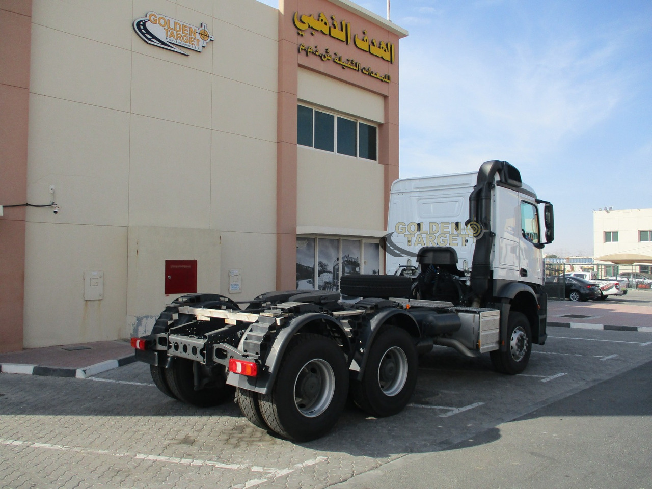 Mercedes-Benz Actros 3342 6x4 Right Hand Head Truck - Tractor: foto 3 Mercedes-Benz Actros 3342 6x4 Right Hand Head Truck - Tractor: foto 3