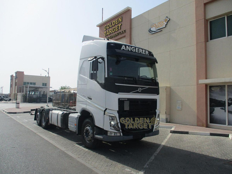 Volvo FH 460 - Semi-reboque chassi: foto 1 Volvo FH 460 - Semi-reboque chassi: foto 1