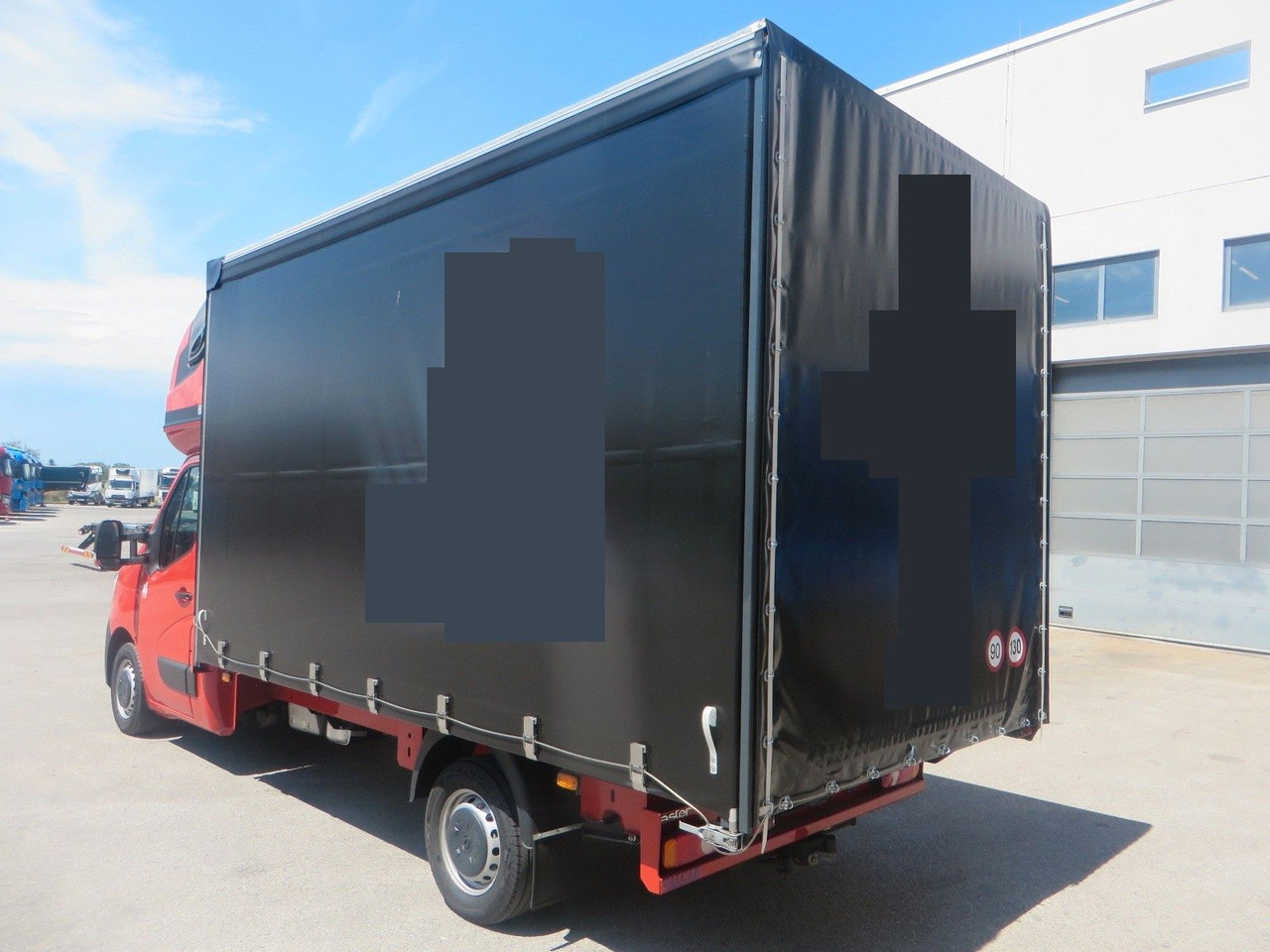 Renault MASTER3 tilt body - Carrinha de lona: foto 4 Renault MASTER3 tilt body - Carrinha de lona: foto 4