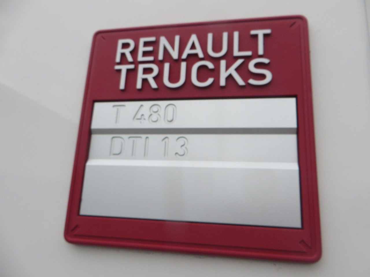 Camião de lona Renault T480 SC 6x2 Tandem jumbo 116m3: foto 10 Camião de lona Renault T480 SC 6x2 Tandem jumbo 116m3: foto 10