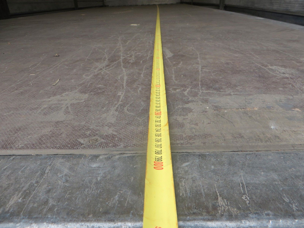 Camião de lona Renault T480 SC 6x2 Tandem jumbo 116m3: foto 19 Camião de lona Renault T480 SC 6x2 Tandem jumbo 116m3: foto 19