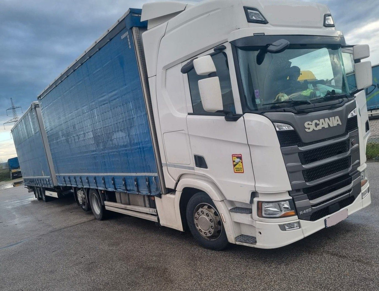 Scania R450 6x2 tandem jumbo - Camião de lona: foto 1 Scania R450 6x2 tandem jumbo - Camião de lona: foto 1