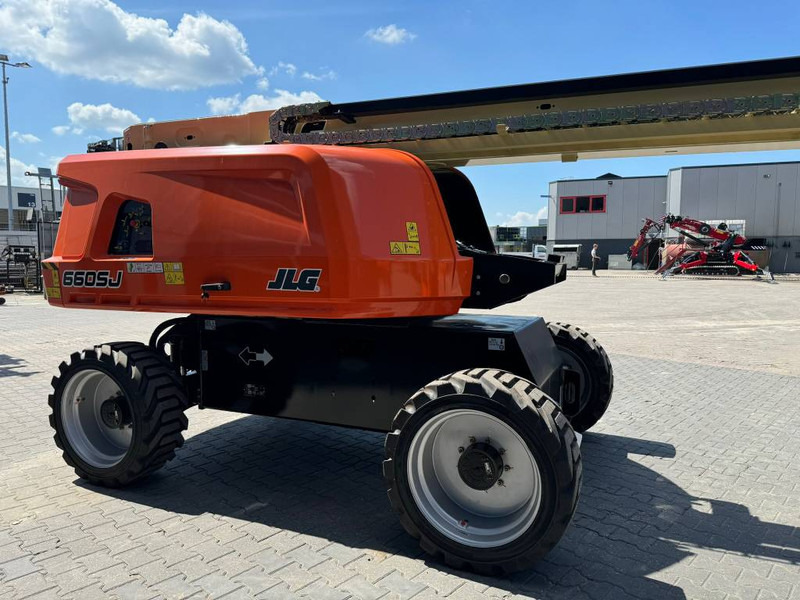 Plataforma telescópica JLG 660SJ: foto 8