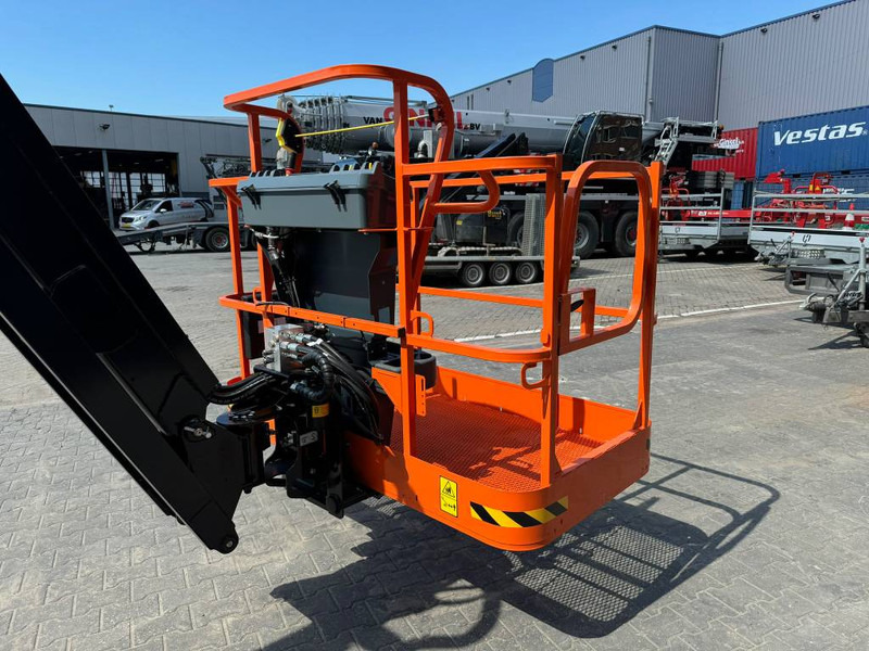 Plataforma telescópica JLG 660SJ: foto 10