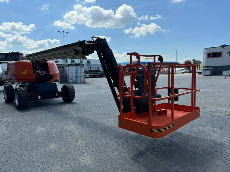 Plataforma telescópica JLG 660SJ: foto 9