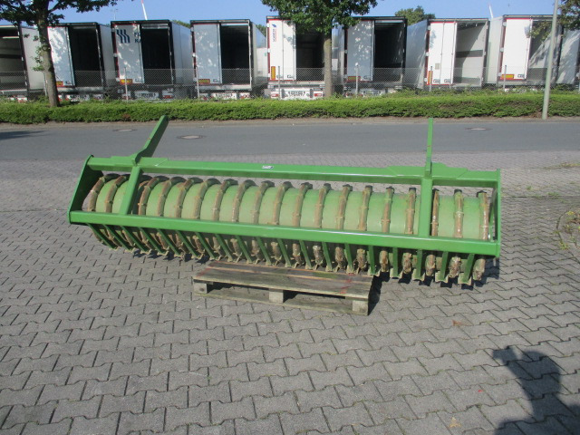 Amazone Trapezringwalze TRW 3000-600-150 - Rolo agricola: foto 3 Amazone Trapezringwalze TRW 3000-600-150 - Rolo agricola: foto 3