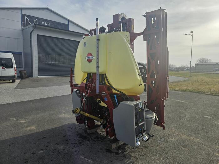 Hardi MEGA 1200 - Pulverizador montado: foto 1 Hardi MEGA 1200 - Pulverizador montado: foto 1